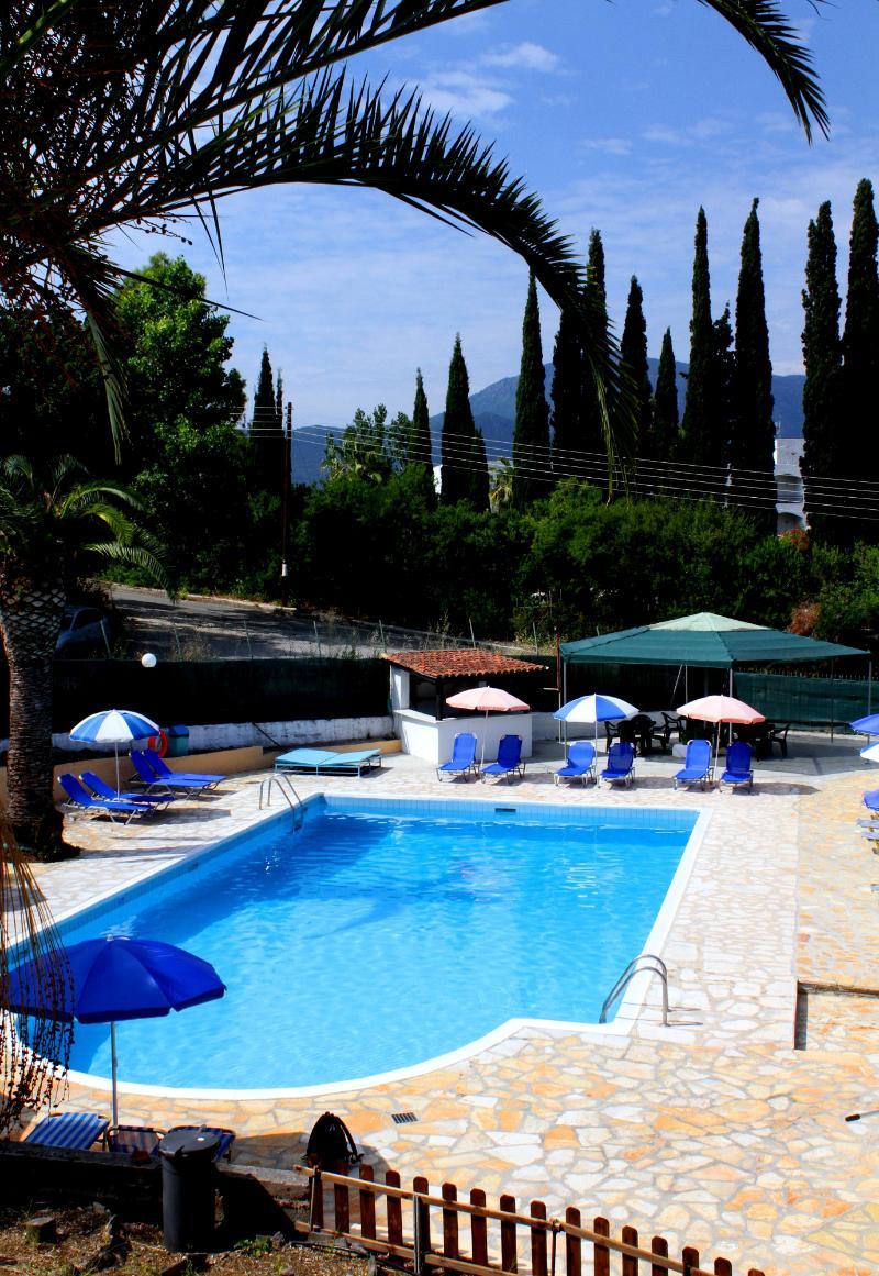 Hotel Tina Limni  Exterior foto